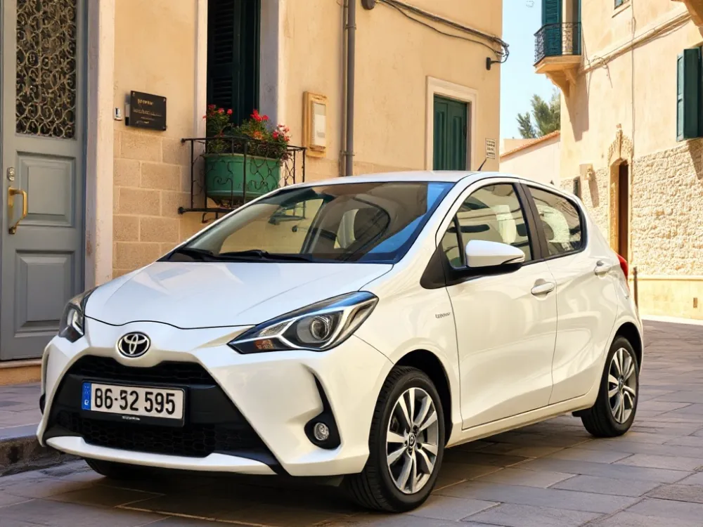 Toyota Yaris Hybrid 1.5 Active — ta' Malta, one owner
